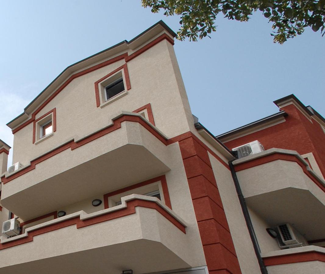 Prenociste Konstantin 2008 Hotell Ni Exteriör bild