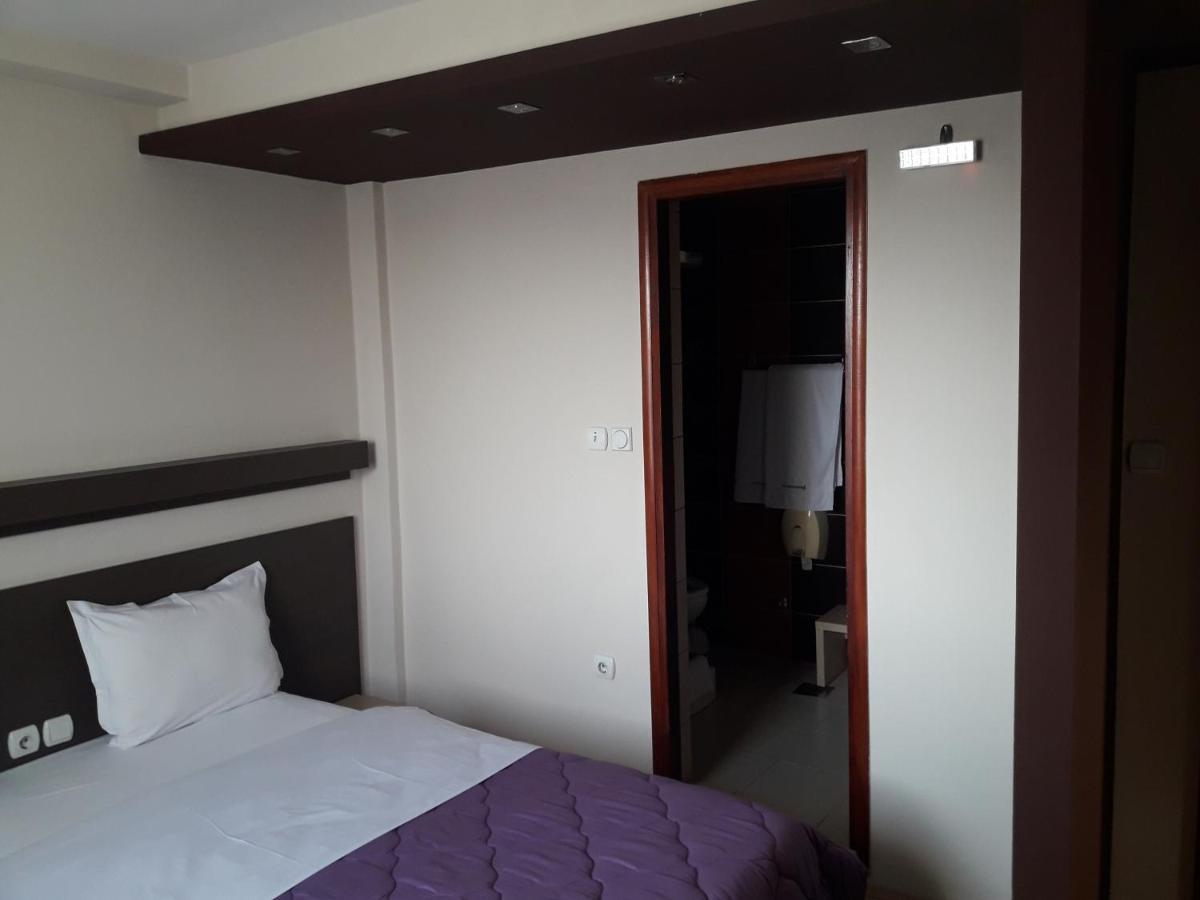Prenociste Konstantin 2008 Hotell Ni Exteriör bild