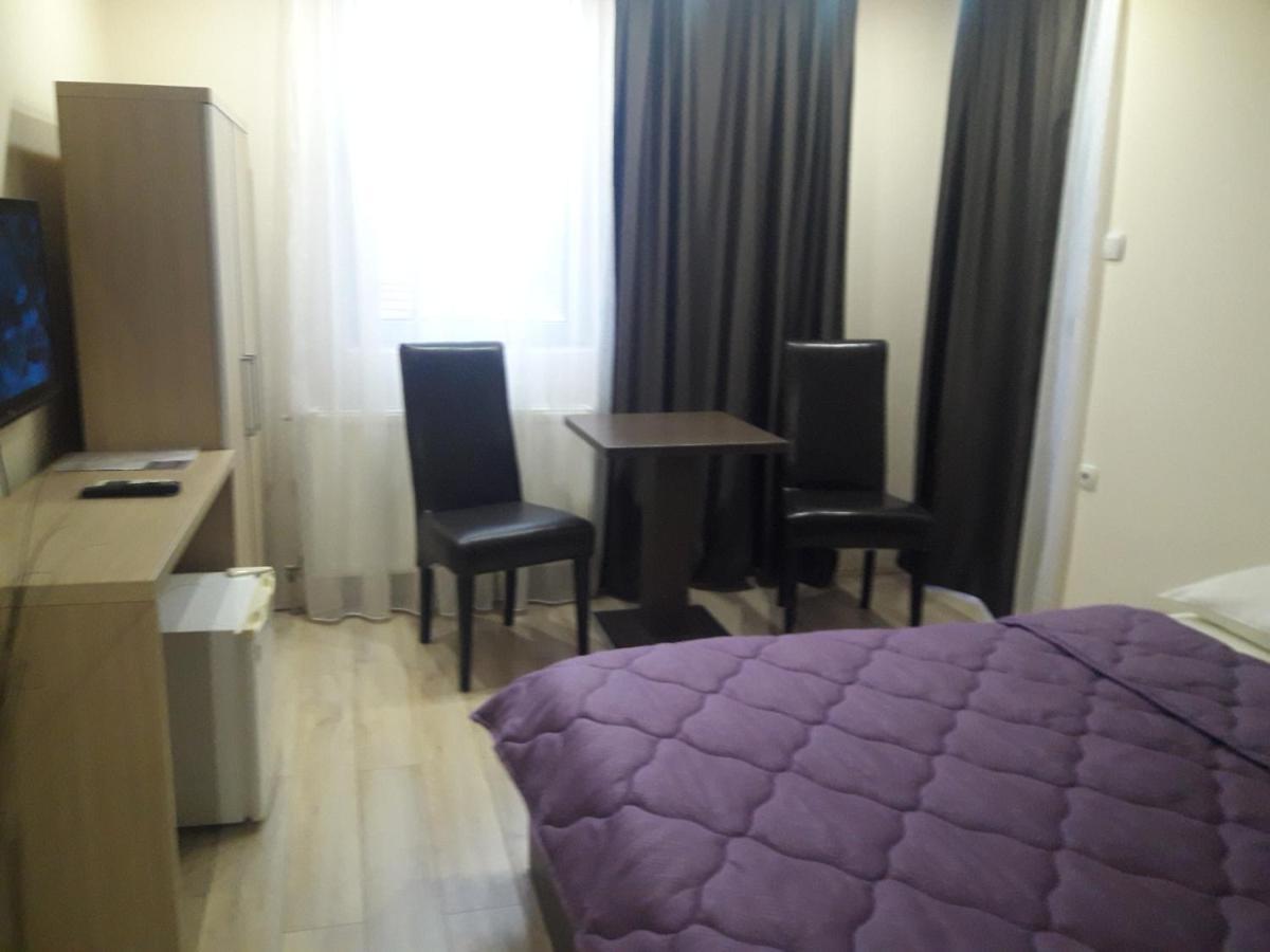 Prenociste Konstantin 2008 Hotell Ni Exteriör bild
