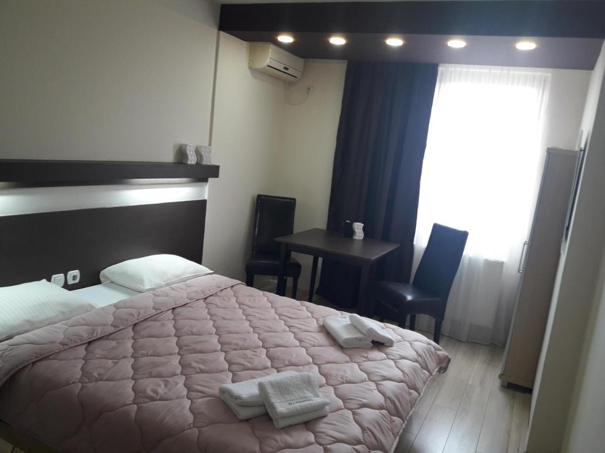 Prenociste Konstantin 2008 Hotell Ni Exteriör bild
