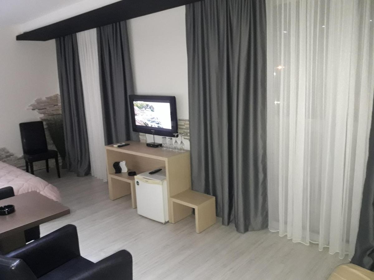Prenociste Konstantin 2008 Hotell Ni Exteriör bild